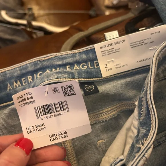 American Eagle Outfitters Women's high rise Festival Flare Jeans sz 2 short NWT - Picture 13 of 15